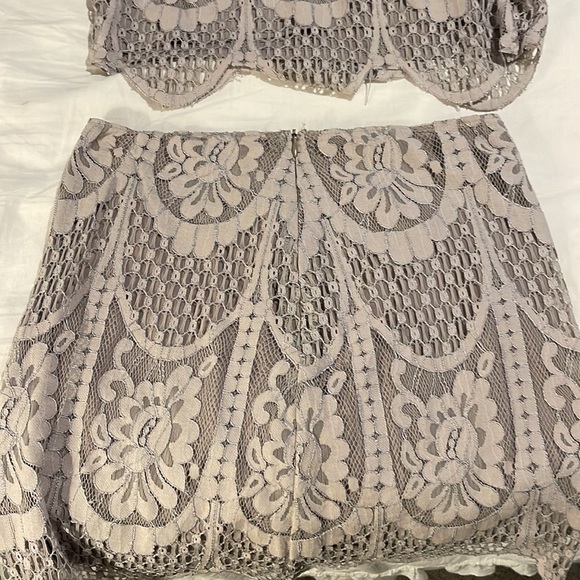 Two piece lace set - Picture 5 of 5